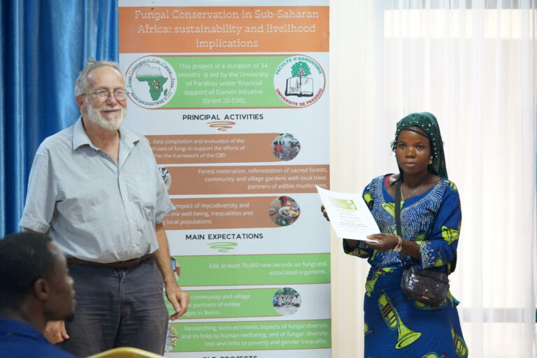 🌿 Getting Local Communities in International Congress: The Voice from Papatia on the Darwin Main Project 30-020 🌿